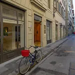 Hilda Aparthotel Florence