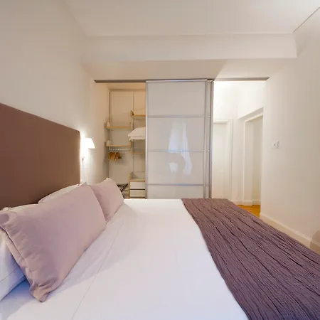 Hilda Aparthotel 4*